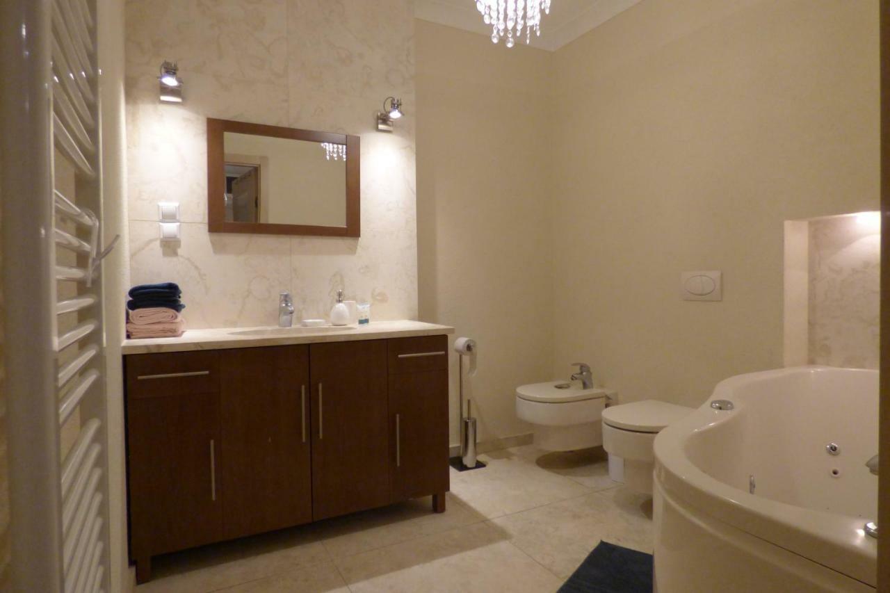 Apartament Kwiatkowskiego * Warszawa