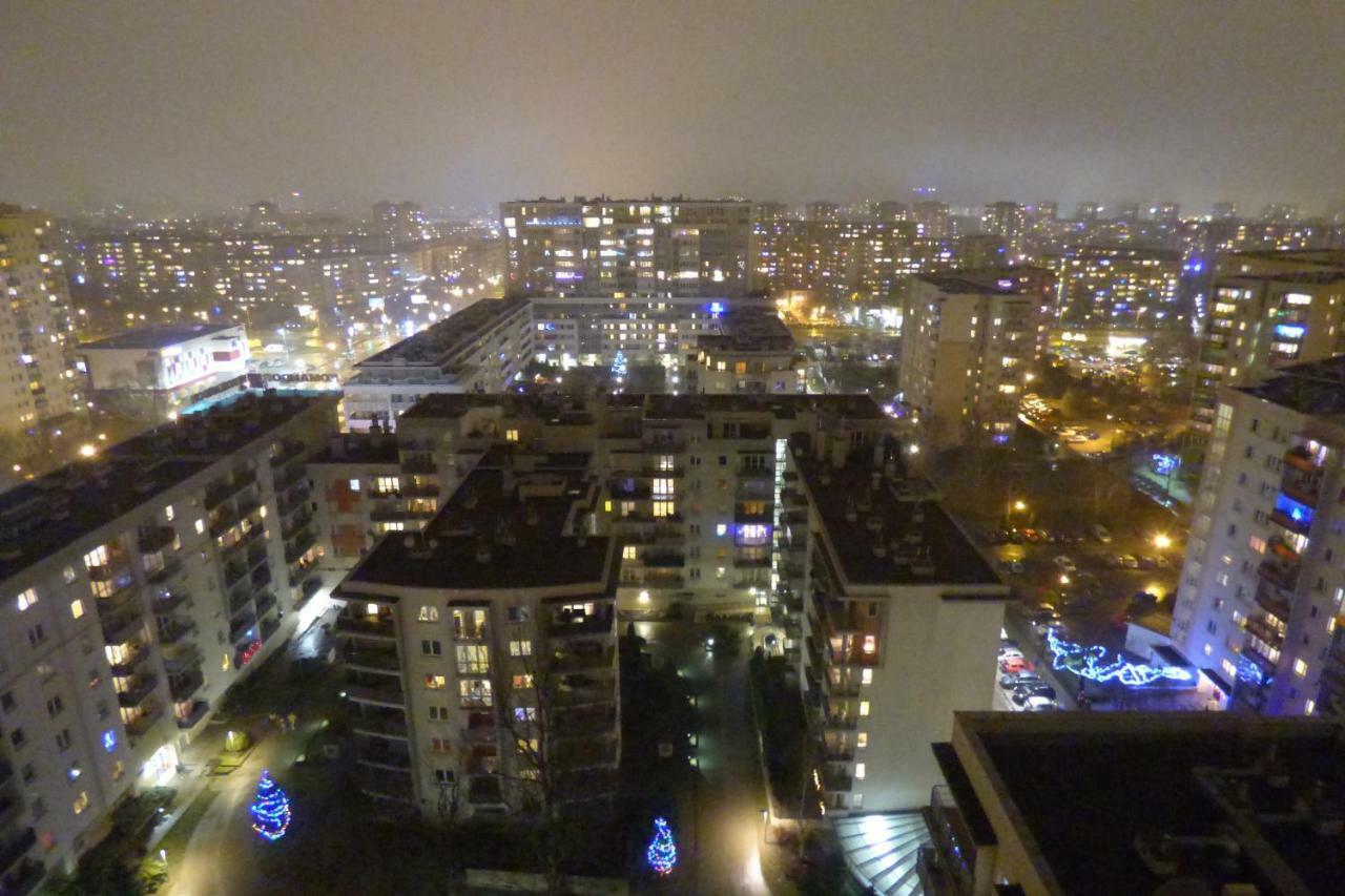 Lägenhet Apartament Kwiatkowskiego Warszawa