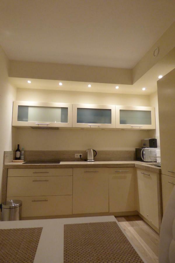 Apartament Kwiatkowskiego Lägenhet