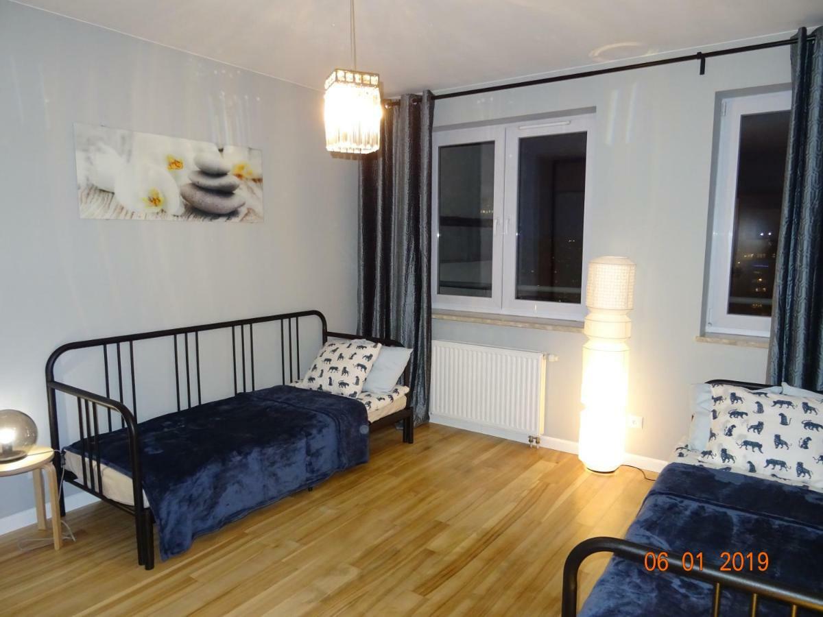 Apartament Kwiatkowskiego Lägenhet Warszawa