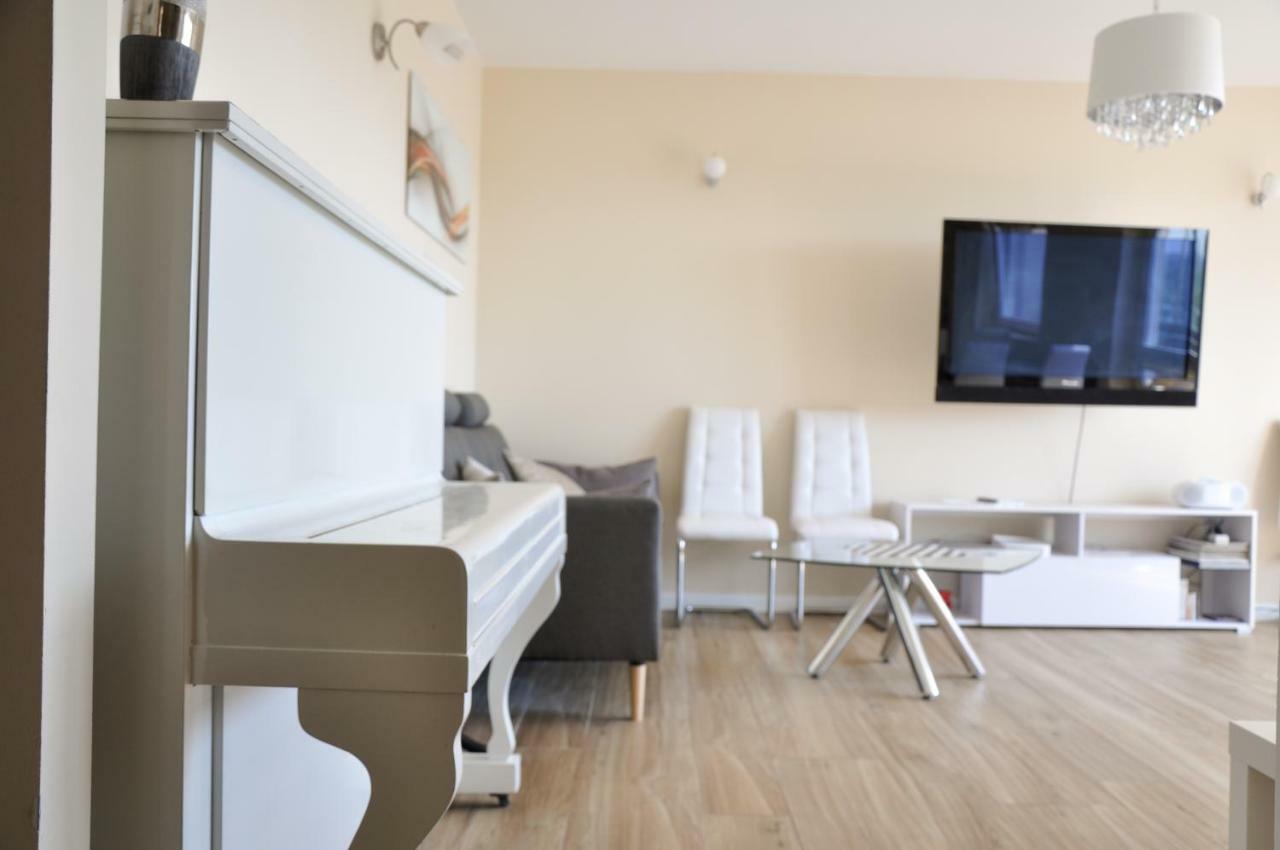 Apartament Kwiatkowskiego * Warszawa
